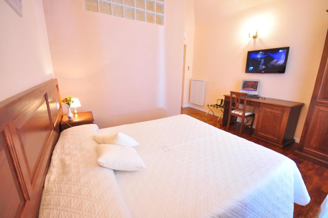 Relais Cavour Hotel Rome Exterior photo